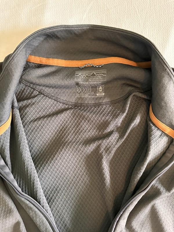 Patagonia Capilene Mid-weight Men’s XXL 1/4 Zip Grey gallery