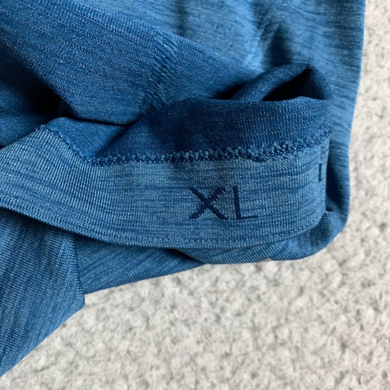 Lululemon Metal Vent Shirt Mens XL Poseidon/Hawk Blue Tech Seamless Crew Workout gallery