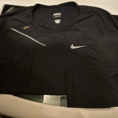 Nike FitDry Bowerman Series Men’s XL Black Reflective Long Sleeve Crew Shirt