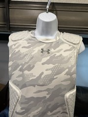 Under Armour Men’s Medium Camo Padded Compression Shirt Protective Vest
