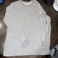 2 Nike Long Sleeve Size Medium In Men Gray and Green. NWOT