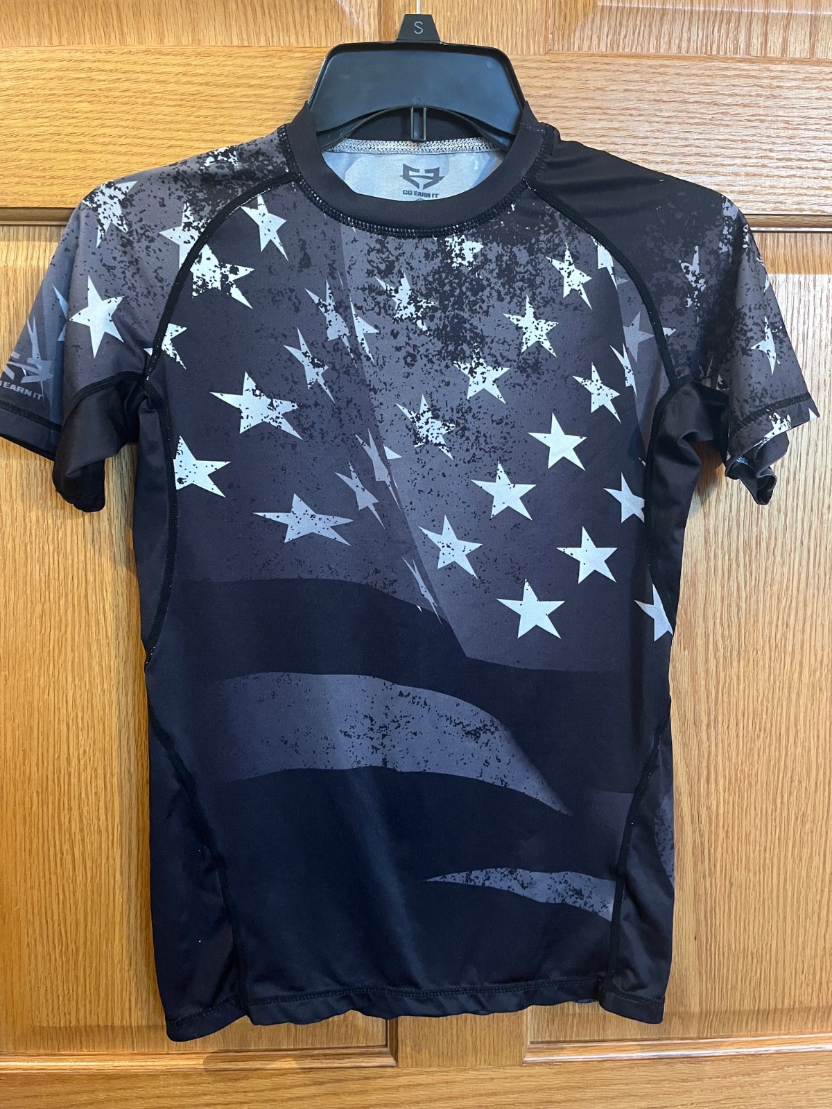 Go Earn It Athletic Graphic Stars Logo Youth Large Black Gray Wrestling T-Shirt gallery