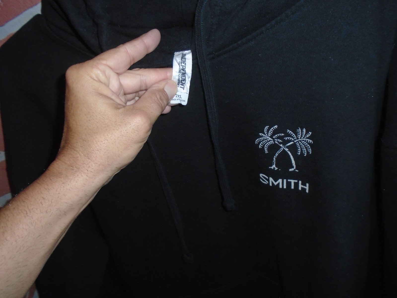 SMITH -PURSUE YOUR THRILL MENS BLACK HOODIE SWEATSHIRT SIZE 2XL gallery