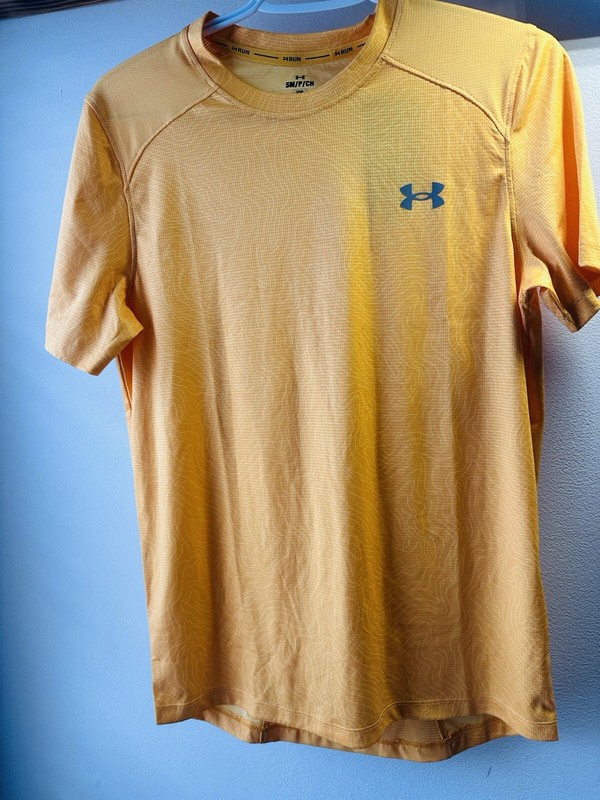 NWT UNDER ARMOUR Men's UA CoolSwitch Run Short Sleeve top Small Orange gallery