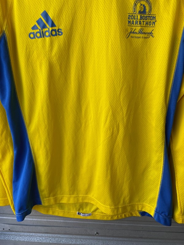 Adidas 2011 Boston Marathon Running Long Sleeve Yellow Event Shirt Men's M gallery