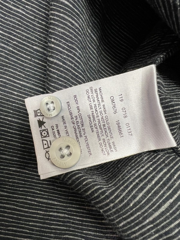 Mt Hardwear Clear Creek Activewear Shirt NWT Sz S 42" Chest Moisture Wick Hike gallery