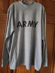 ARMY Physical Fitness Uniform Long Sleeve T-Shirt Men’s Large
