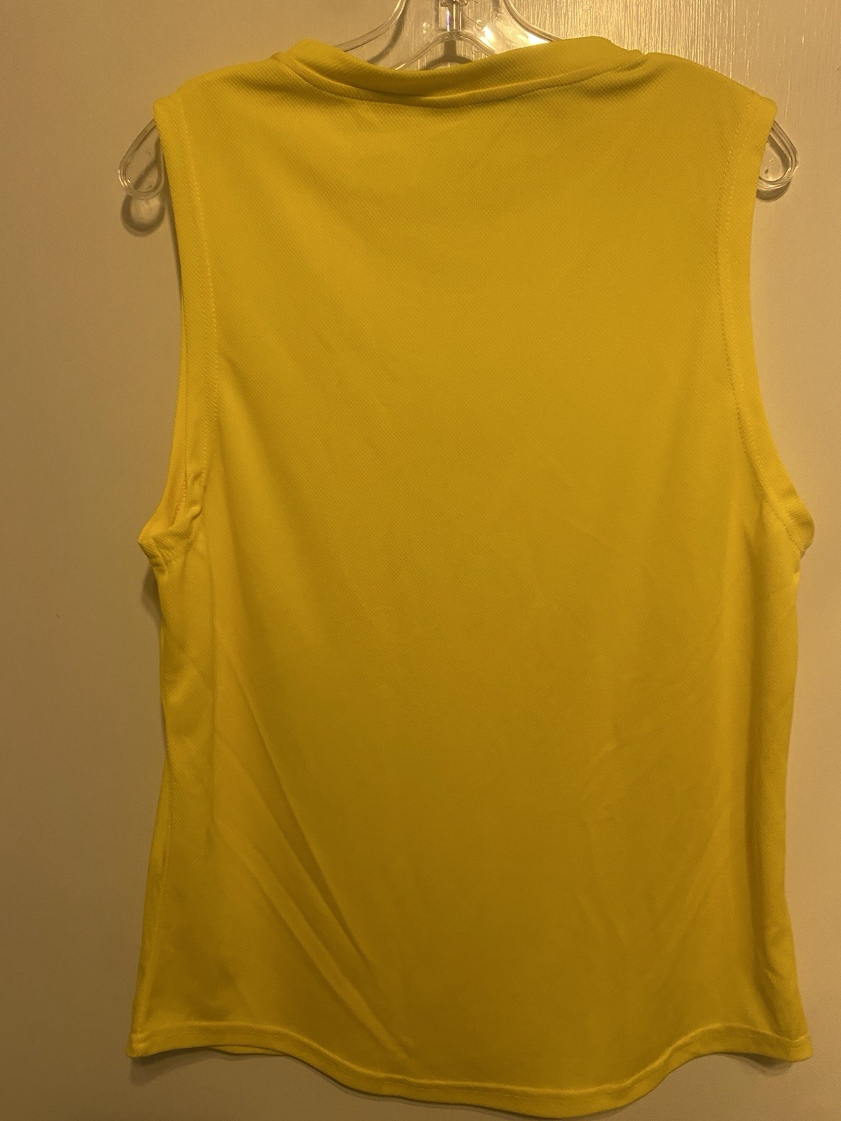 Unbranded Men's Athletic Tank Top size Medium US Yellow polyester NWOT gallery