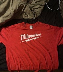 *2xl Milwaukee Tools T-Shirt