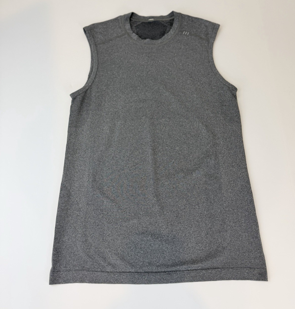 Lululemon Metal Vent Tech Tank Top Mens Small Gray Sleeveless Athletic Shirt gallery