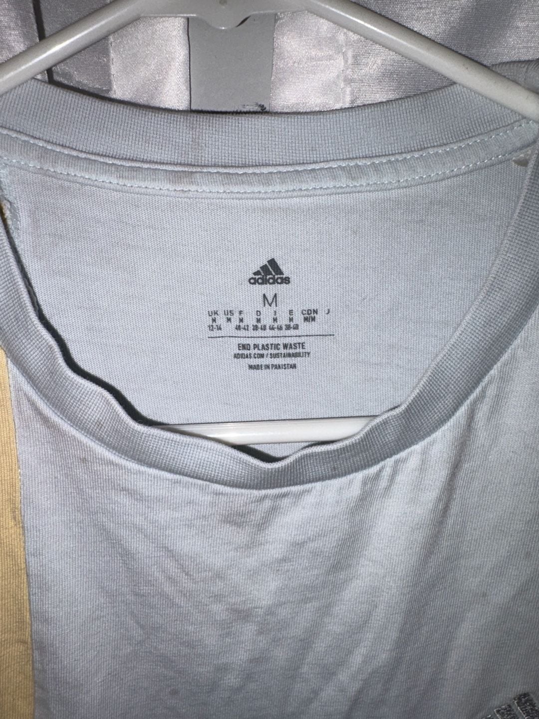 Adidas Colorblock 3-Stripe T-Shirt Size Medium gallery