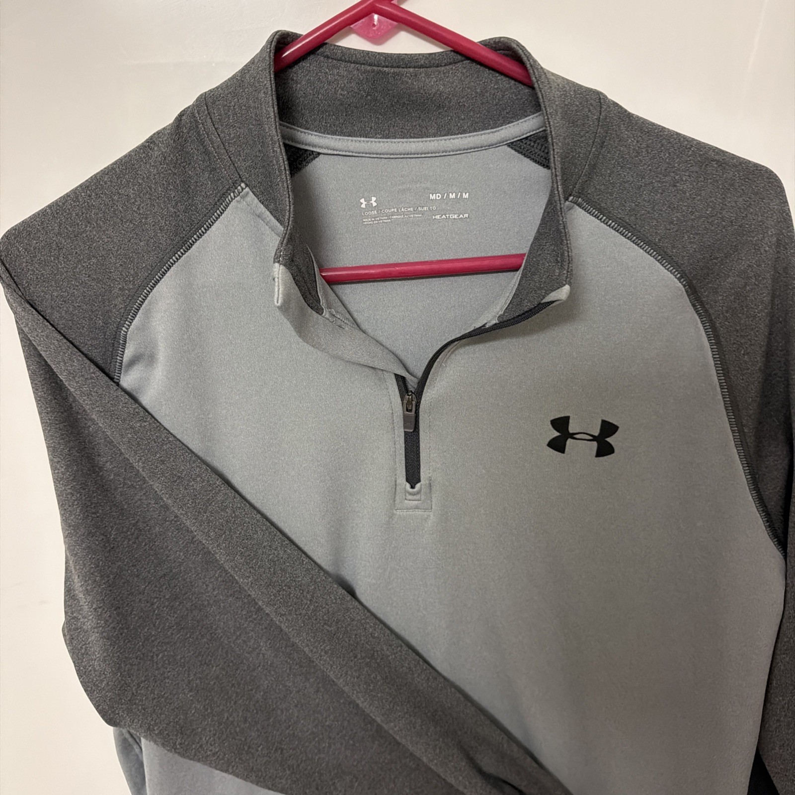 Under Armour HeatGear Mens Medium Gray Loose Long Sleeve 1/4 Zip Pullover 2 Tone gallery
