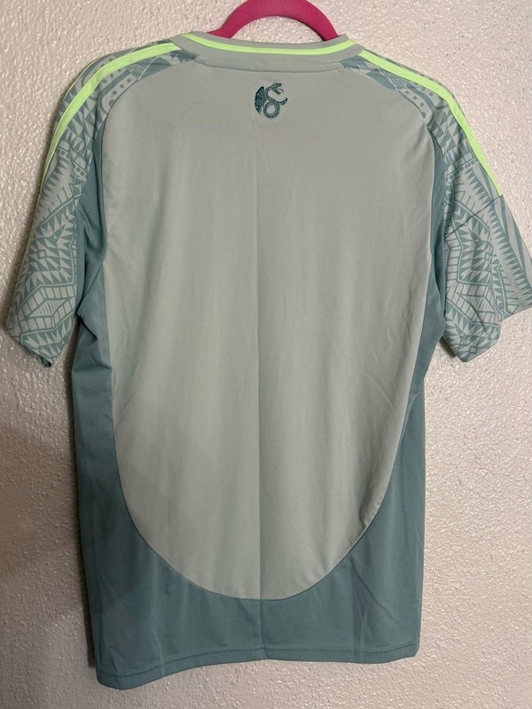 ADIDAS MEXICO SOCCER TEAM 2024 MEN'S AWAY STADIUM JERSEY WORLD CUP SIZE M gallery