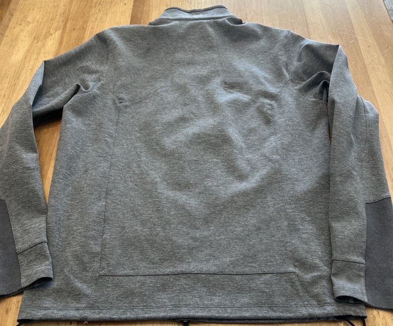 Greyson Performance Full Zip Sequoia Jacket Men’s Small Gray Excellent Condition gallery