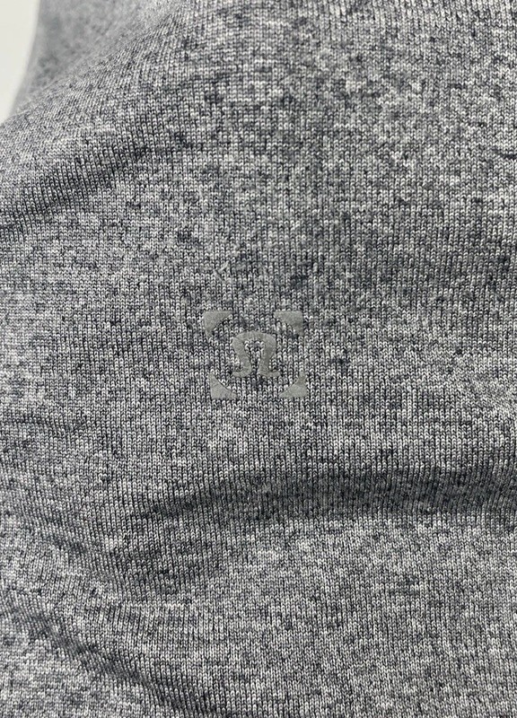 Lululemon Shirt Mens Large Gray Short Sleeve Metal Vent Tech Workout Gym Logo gallery