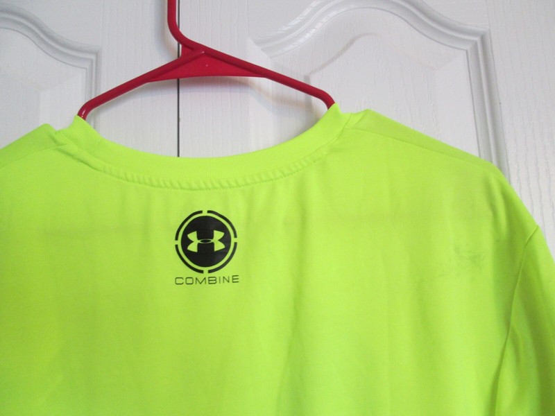 Under Armour Combine HeatGear Loose Fit Running Training Shirt Men's L Neon gallery
