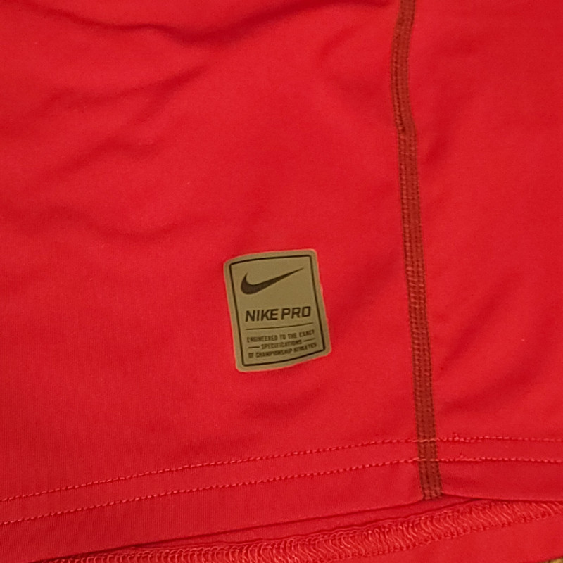 Nike Pro Men's Size XL Fitted Dri-Fit Short Sleeve Training Red Shirt 703104-687 gallery