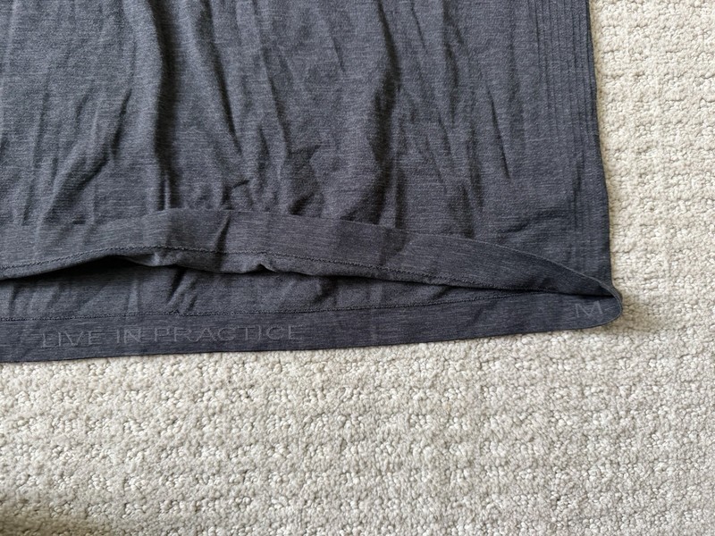 Lululemon Metal Vent Tech T Shirt in Heather Black Men M Performance Wicking gallery