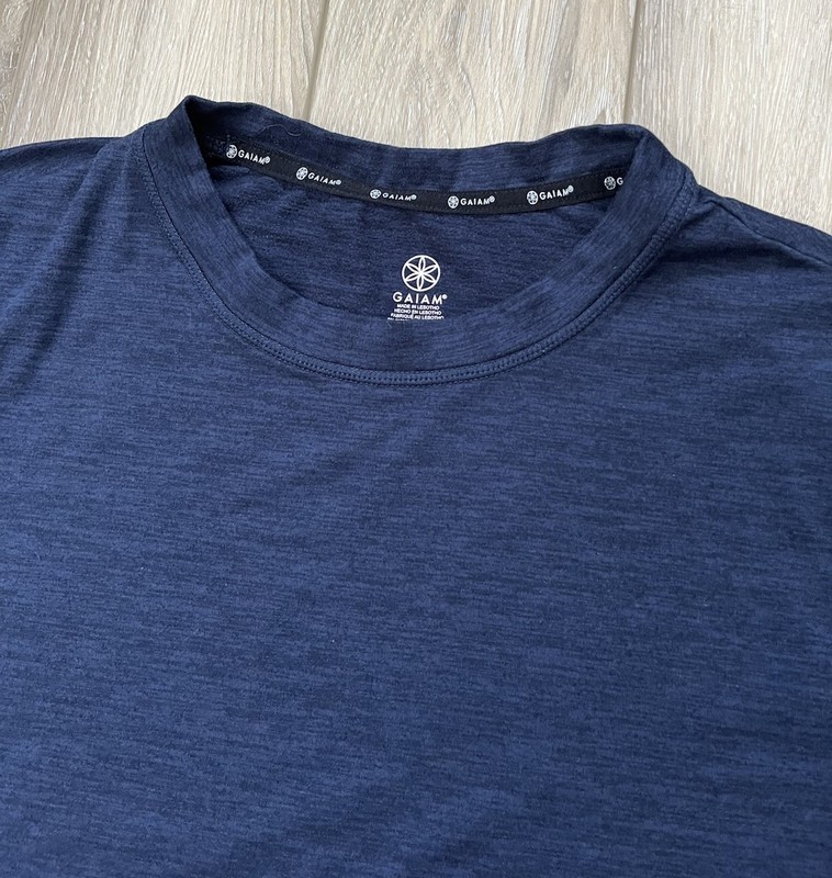 Gaiam Blue Workout T-Shirt Mens Sz L Yoga Gym Athletic Soft Stretch Short Sleeve gallery