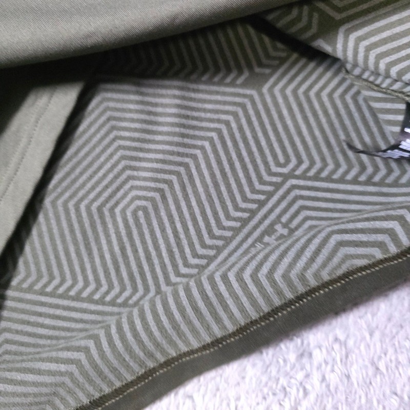 Under Armour Mens M ColdGear Mock Neck Olive Green Fitted Thermal Base Layer gallery