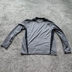 Under Armour Men’s M Gray/Black Long Sleeve Crew T-Shirt Mesh Stretch Logo