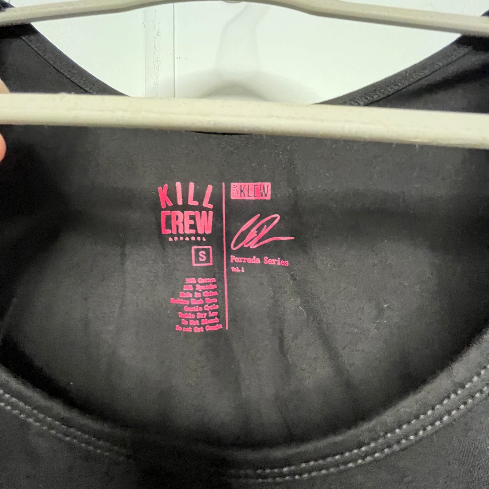 Kill Crew Porrada Series Vol 1 Tank Top Black Pink Wolf Graphic Mens Small gallery