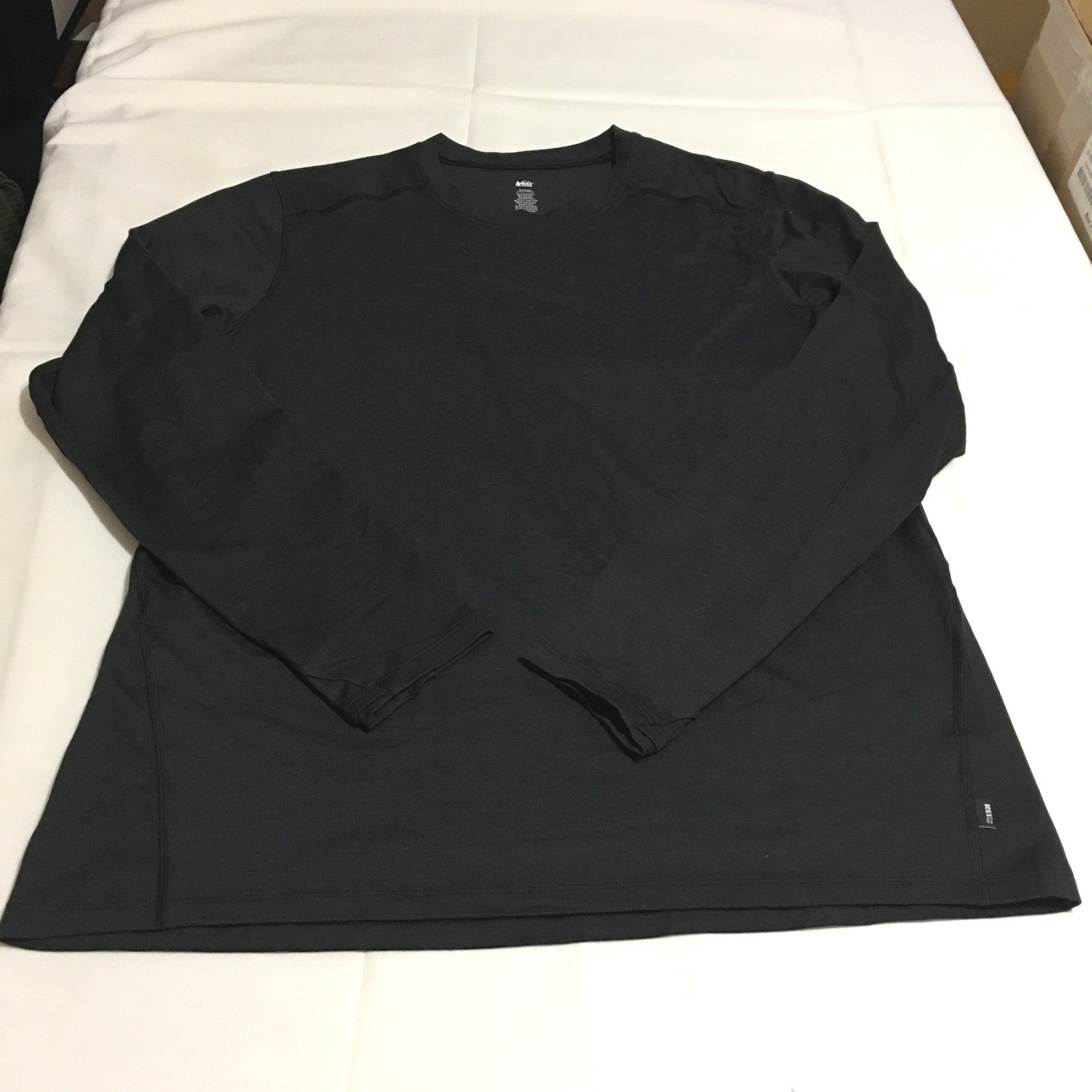 REI Co-op Midweight Base Layer Shirt Mens XL Black Long Sleeve Crew Neck gallery