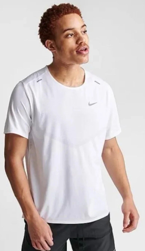 NWT Nike Reflective Running Top Shirt T-Shirt Breathe Size M CZ9184-100