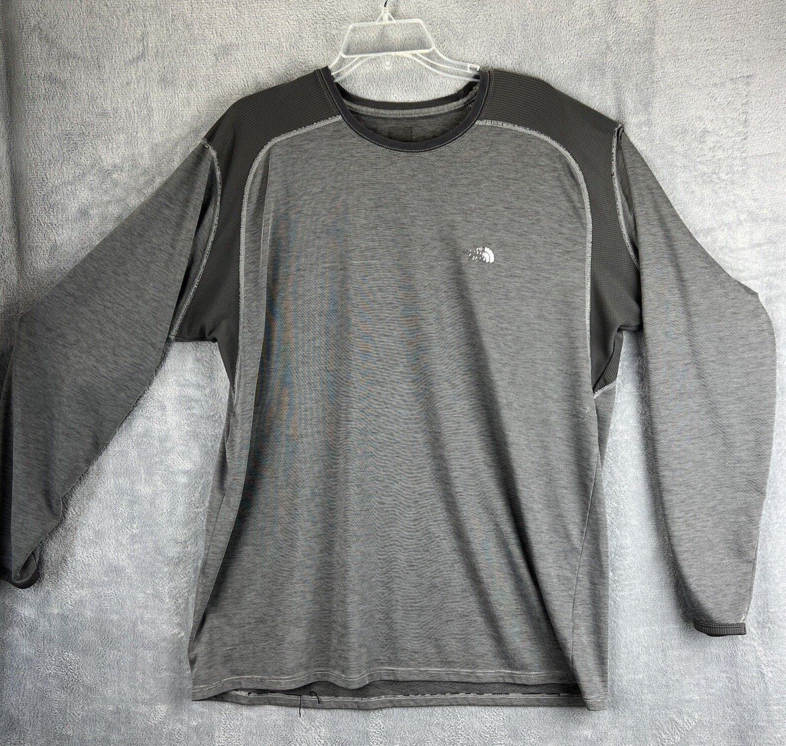 North Face Shirt Adult Extra Large Gray Performance Long Sleeve Pullover 47" gallery