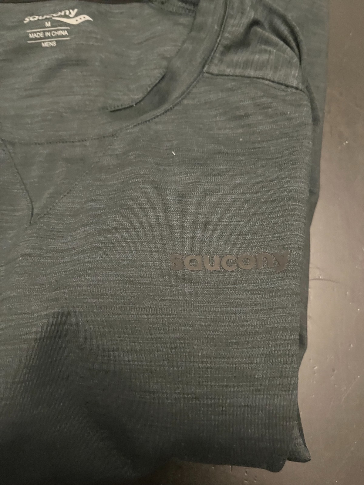 Saucony athletic mens top medium gray gallery