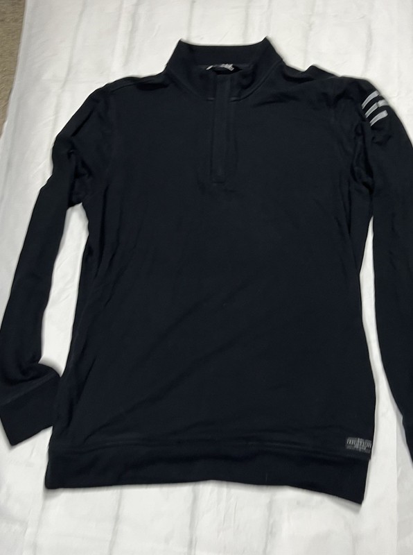Preowned Black Long Sleeve Travis Mathew Newport 1/4 Zipper ER Logo Pullover gallery