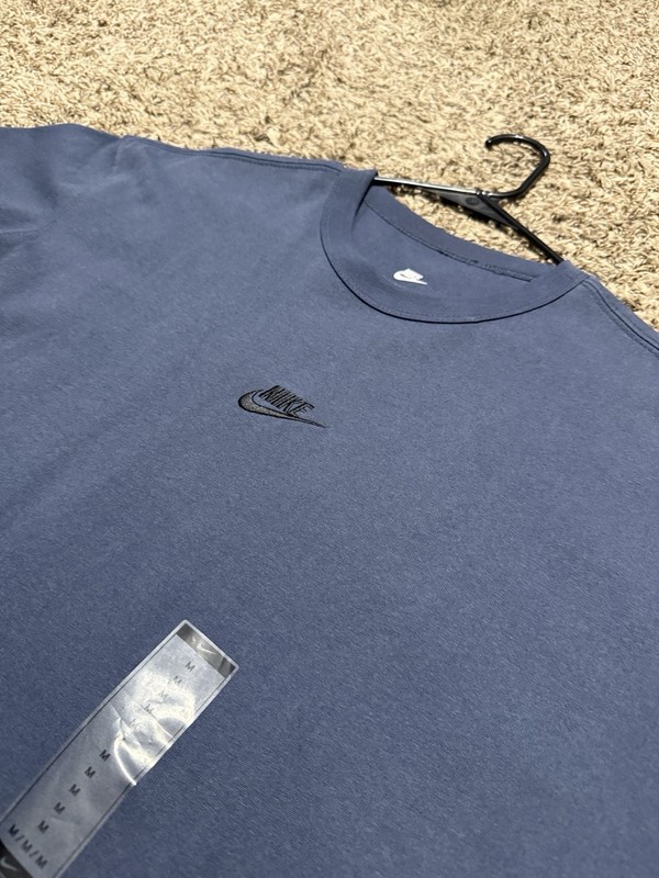 Nike Sportswear Premium Essentials Dri Fit T Shirt Blue - Medium gallery