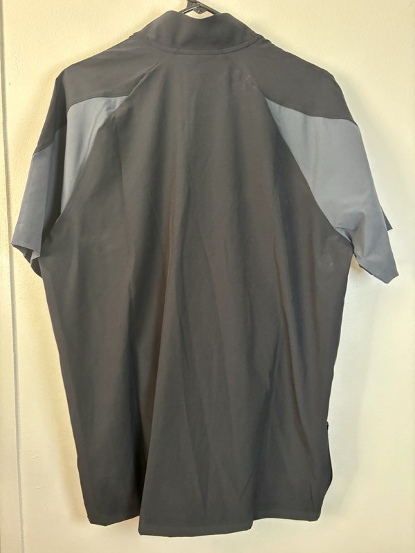 Men’s Under Armour Motivate Shirt Medium NWT Golf Baseball gallery