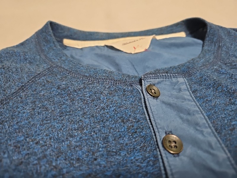 Rag & Bone Handmade In Peru Heather Blue L/S Lightweight Henley Shirt SZ M gallery