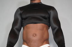 MEN’S SLINKY POLYESTER SHINY CUT-OFF BLACK SHIRT SIZE S/M