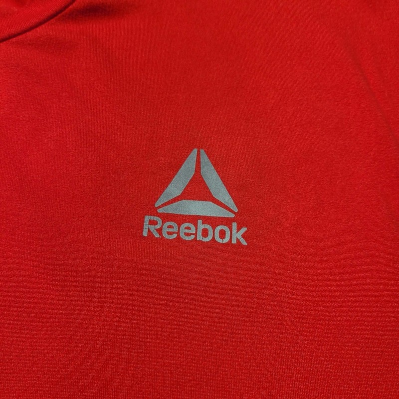 Reebok Men's Medium Delta Core Tshirt Red Athletic Moisture Wicking gallery