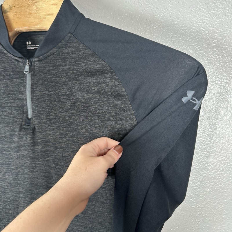 Under Armour UA Tech 1/4 Zip Shirt Mens Size Large Band Collar Loose Black Gray gallery