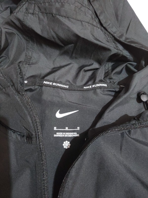 Nike Men's Miler Running Repel Jacket DD4746 gallery