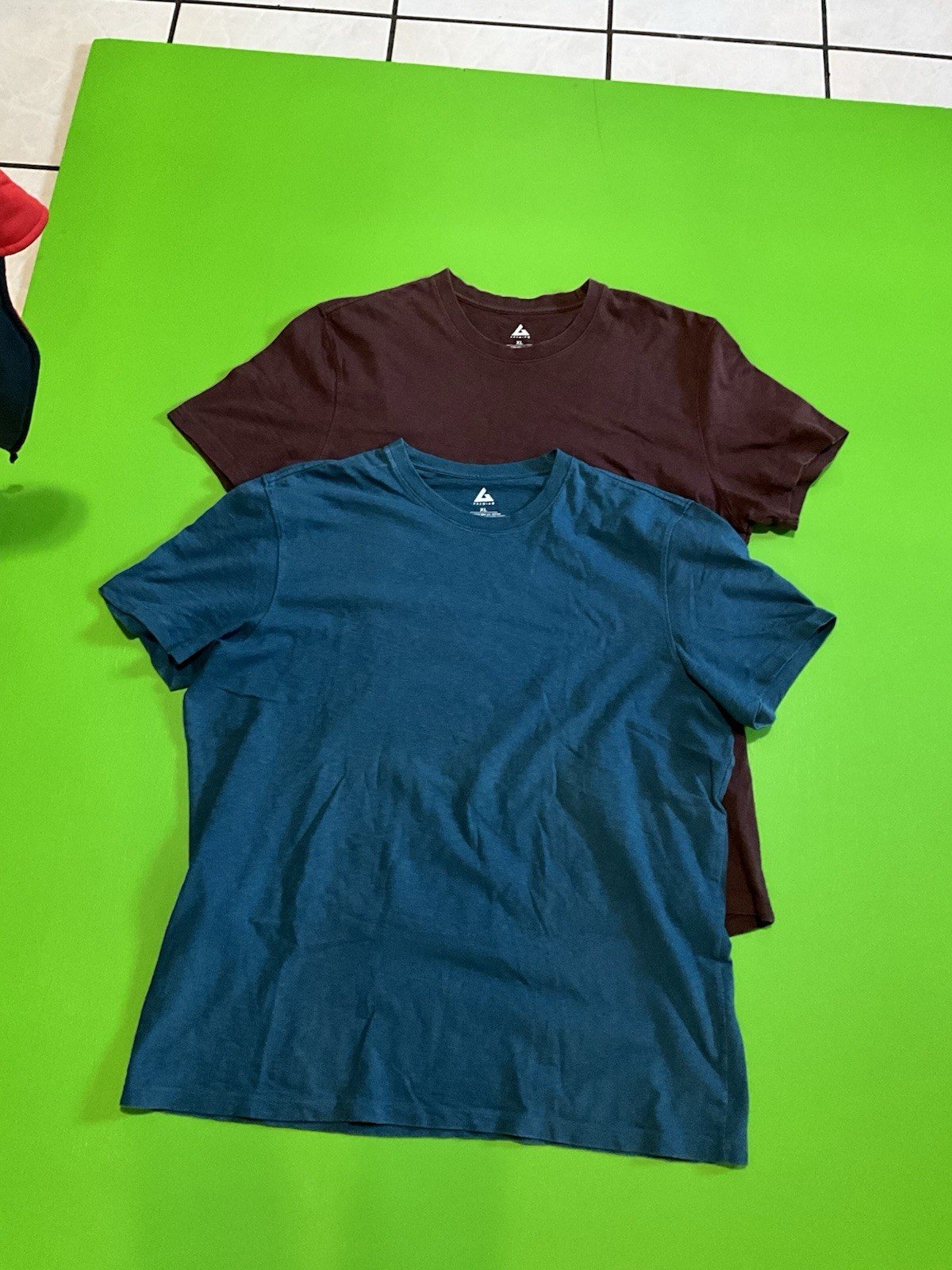 American Giant Men’s Crew T Shirts Lot Of 2 Blue Maroon Size XL gallery