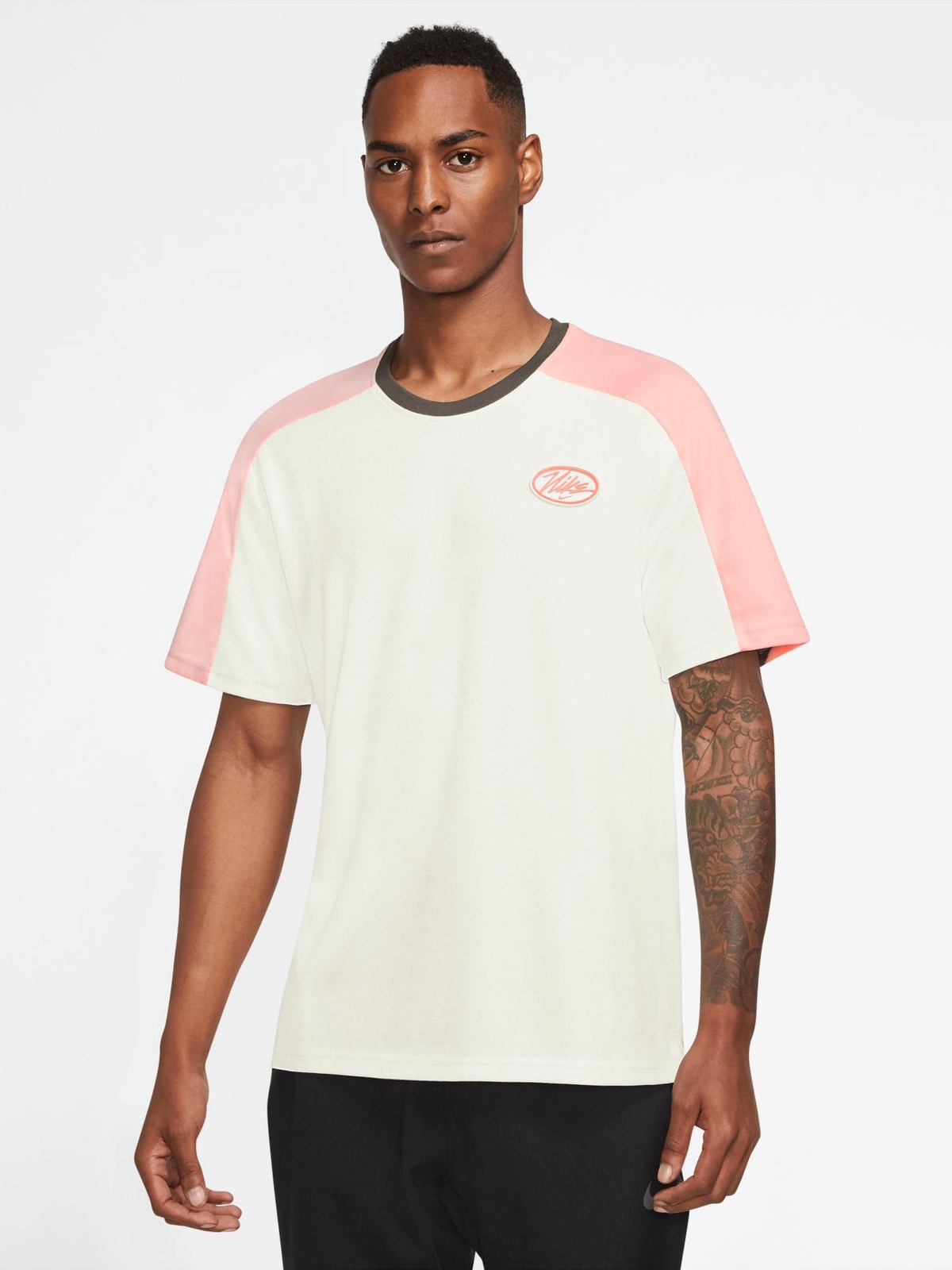 Nike DRI FIT Sport Clash Short Sleeve Top T-Shirt gallery