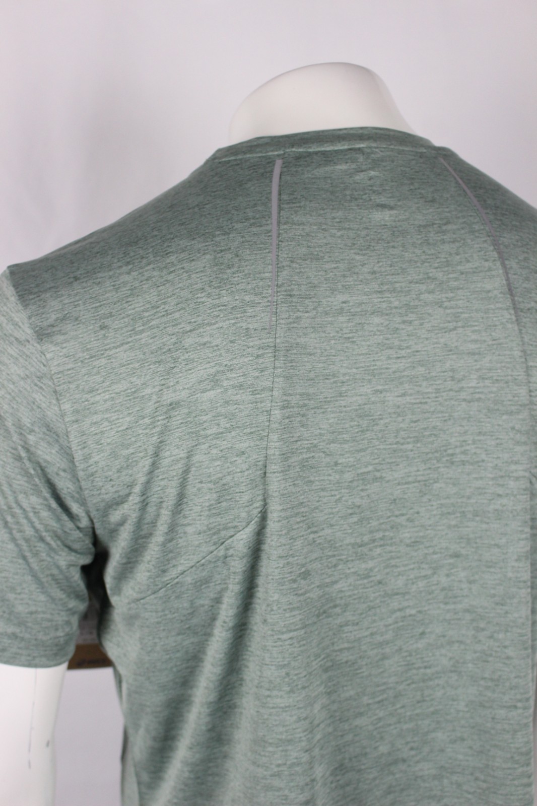 Asics Men's Knit Spadedye Short Sleeve T Shirt Running Gym Green GR652 gallery