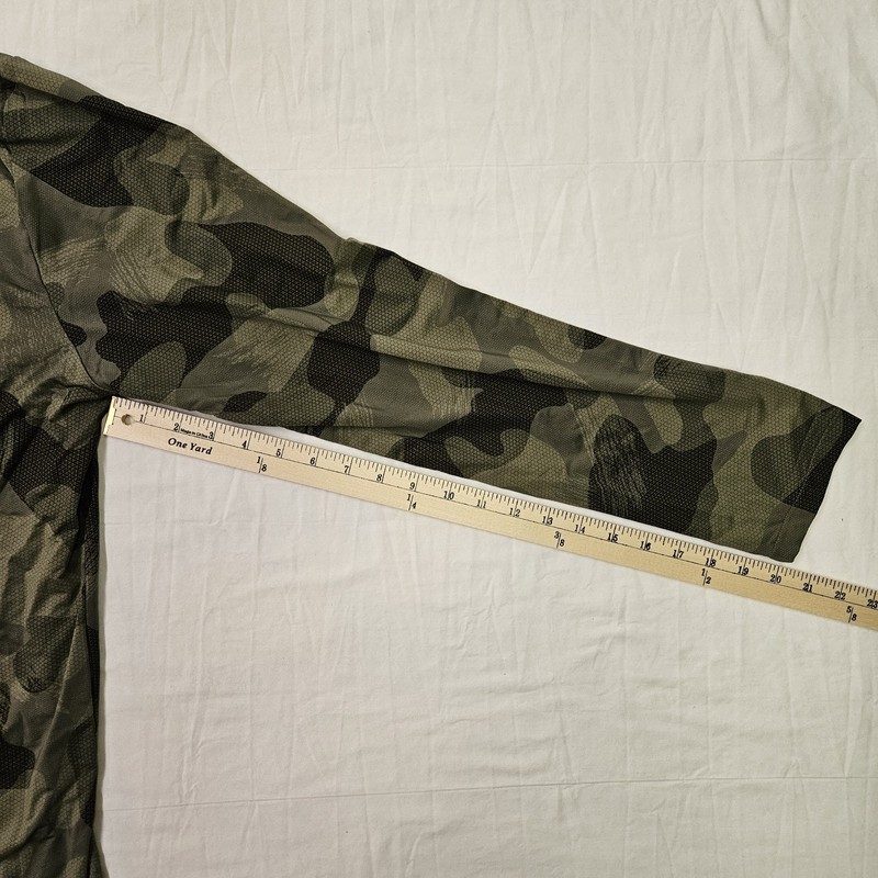 RLX Performance Long Sleeve Camo Green Men's Size XLarge gallery