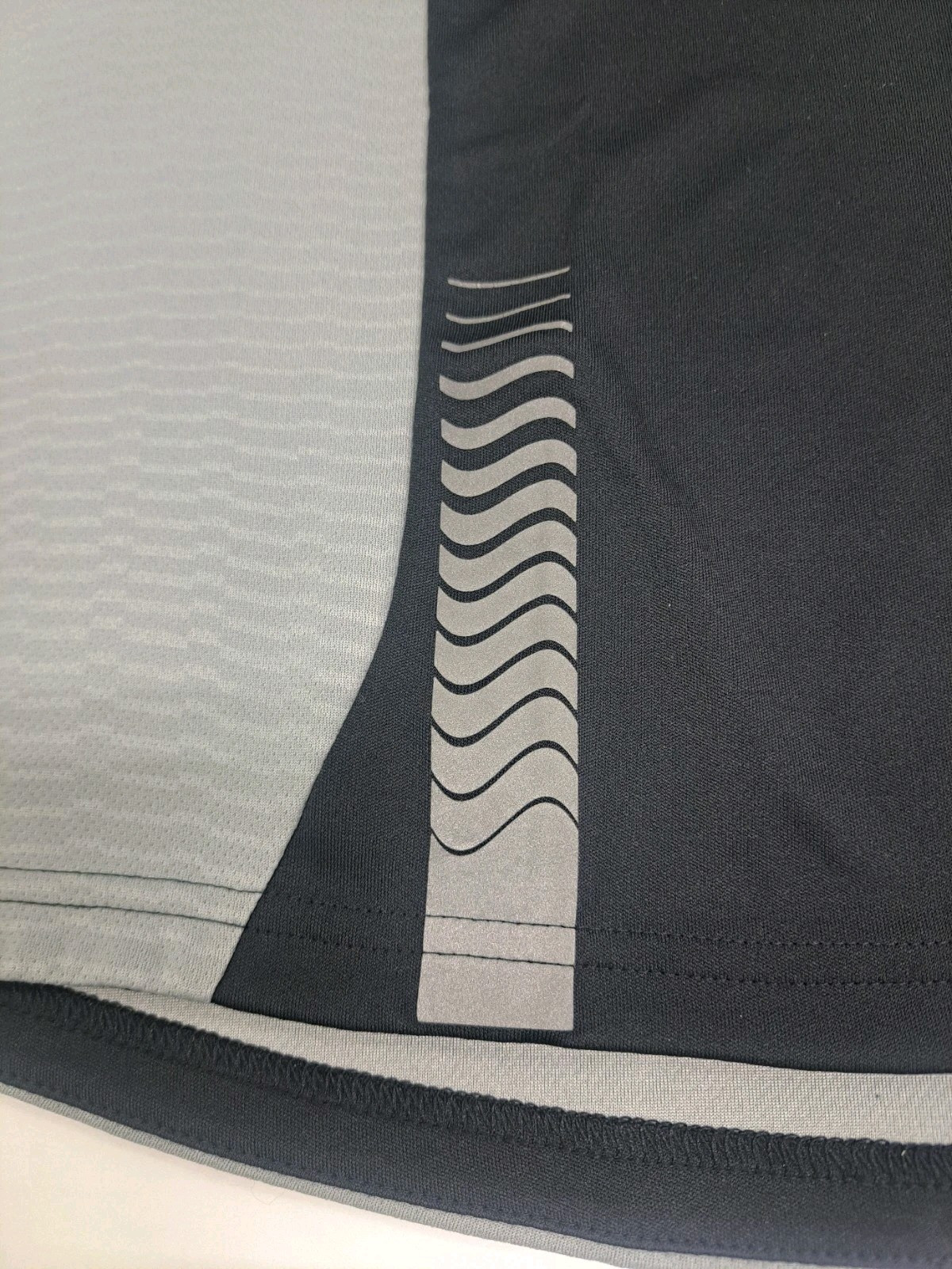 Reebok Play Dry Mens Sleeveles Training T Shirt Black/Grey Size XL #6916 gallery