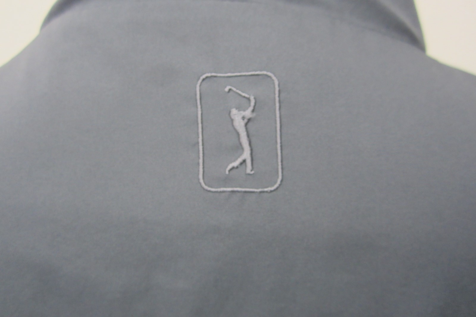 PGA TOUR Men's Elements Water Resistant Long Sleeve 1/4 Zip Pullover Size Large gallery