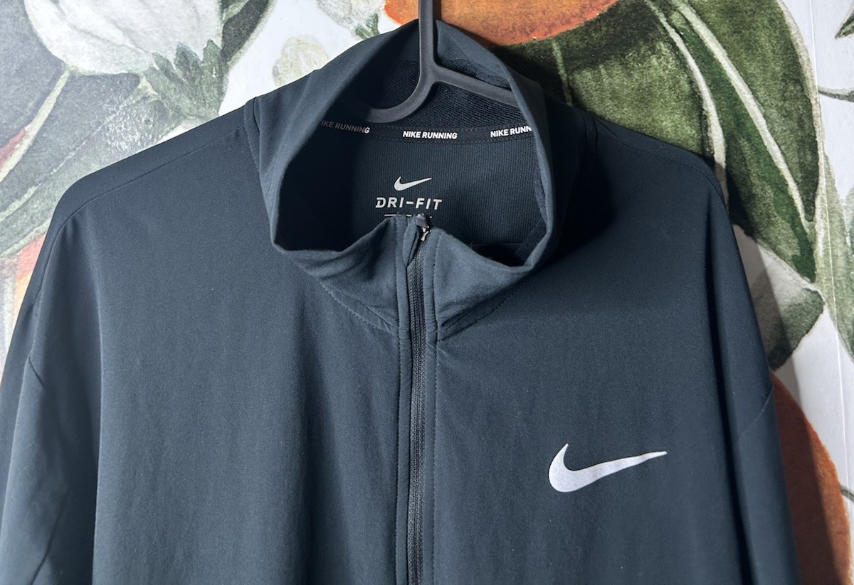 Nike Running Dri Fit Mens Black Zip up Light Weight Jacket gallery
