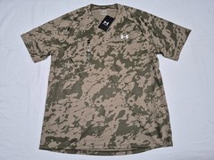 Under Armour Men’s The Tech 2.0 Camo green Multi Sports shirt Size Large