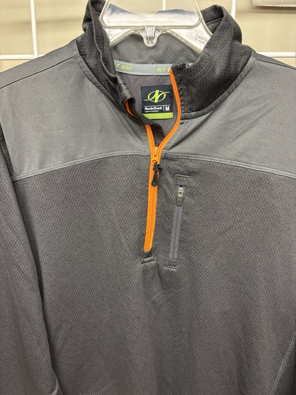 NordicTrack NT Dri Quarter Zip Activewear Pullover Size Medium EUC gallery