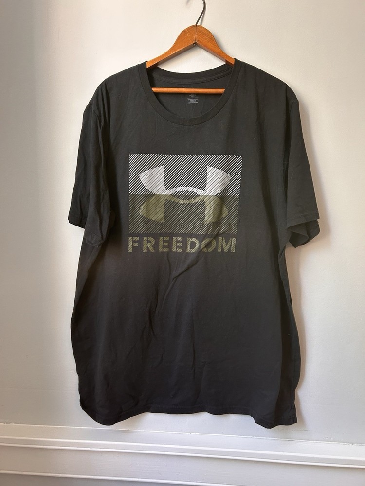 Under Armour Mens 2XL Freedom Big Flag Logo Lockup T-shirt Graphic Short Sleeve