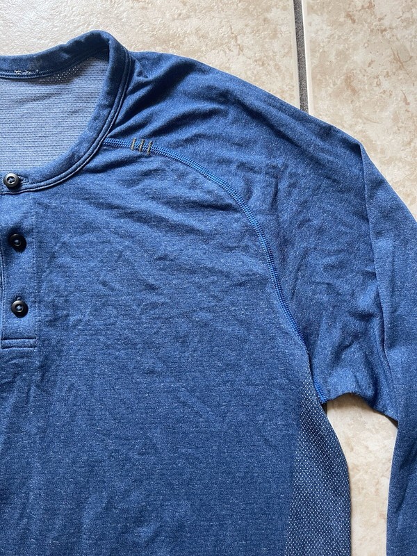 Lululemon Metal Vent Tech Long Sleeve Button Running Blue Large Sport Ball Shirt gallery
