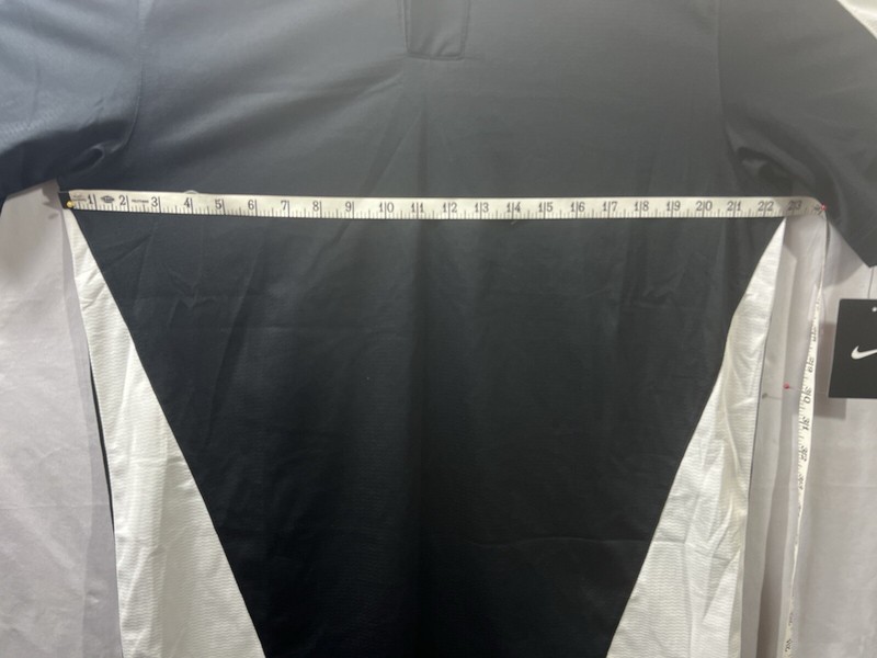 Nike Team Baseball Practice One Button Henley Men's Large Black White BQ5399-012 gallery